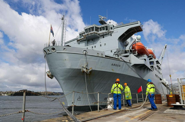 Regatul Unit trimite nave ale Royal Navy şi avioane în estul Mării Mediterane ”în susţinerea Israelului”, anunţă Guvernul Sunak