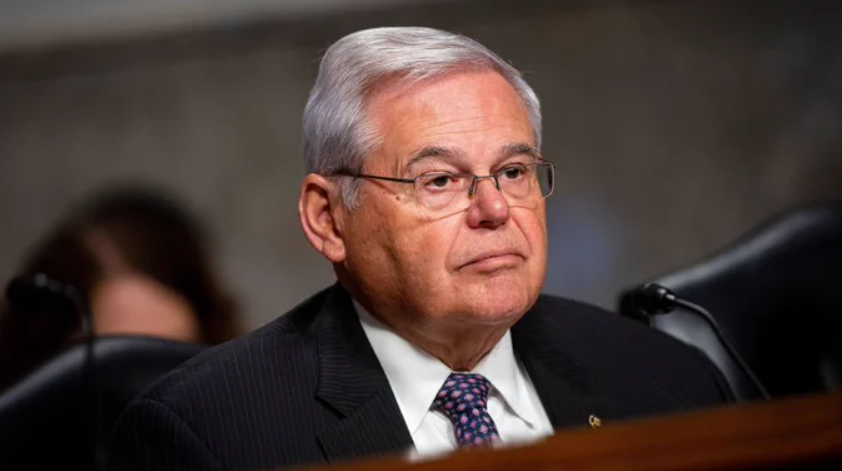 Senatorul american Bob Menendez, acuzat că a acţionat ca agent al Egiptului