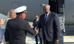 Şeful Pentagonului a venit în Israel, secretarul de stat american se întâlneşte cu regele Iordaniei la Amman şi merge apoi în alte trei ţări arabe