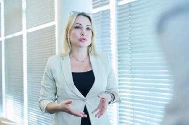 Jurnalista rusă ”cu pancarta” Marina Ovsiannikova anunţă că nu a fost otrăvită, în urma unor analize, după ce i s-a făcut rău joi