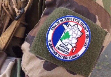 Franţa desfăşoară până la 7.000 de soldaţi din forţa Sentinelle, după atacul de la şcoala din Arras