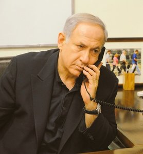 Netanyahu a vorbit cu Olaf Scholz despre cum să ţină Hezbollahul departe de conflict