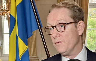 "Vovan" şi "Lexus", doi umorişti ruşi suspectaţi de legături cu Kremlinul şi FSB, îi iau ministrului suedez de Externe Tobias Billström un ”interviu” de opt minute despre libertatea de exprimare şi campanii de dezinformare ale Rusiei