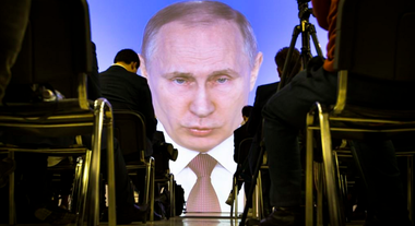 Putin, care se află de un sfert de secol la putere, n-are concurent, declară Peskov presei care-l însoţeşte în China, odată cu apropierea alegerilor prezidenţiale ruse. El poate rămâne la Kremlin până în 2036, la vârsta de 84 de ani