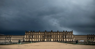 Palatul Versailles, evacuat din nou în urma unei alerte cu bombă