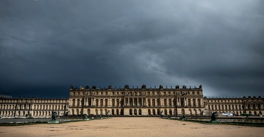 UPDATE - Palatul Versailles, evacuat pentru a şasea oară în decurs de o săptămână