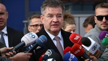 Trimisul special al UE, Miroslav Lajcak, cere Serbiei şi Kosovo să revină la dialogul privind normalizarea legăturilor, pentru a evita violenţele