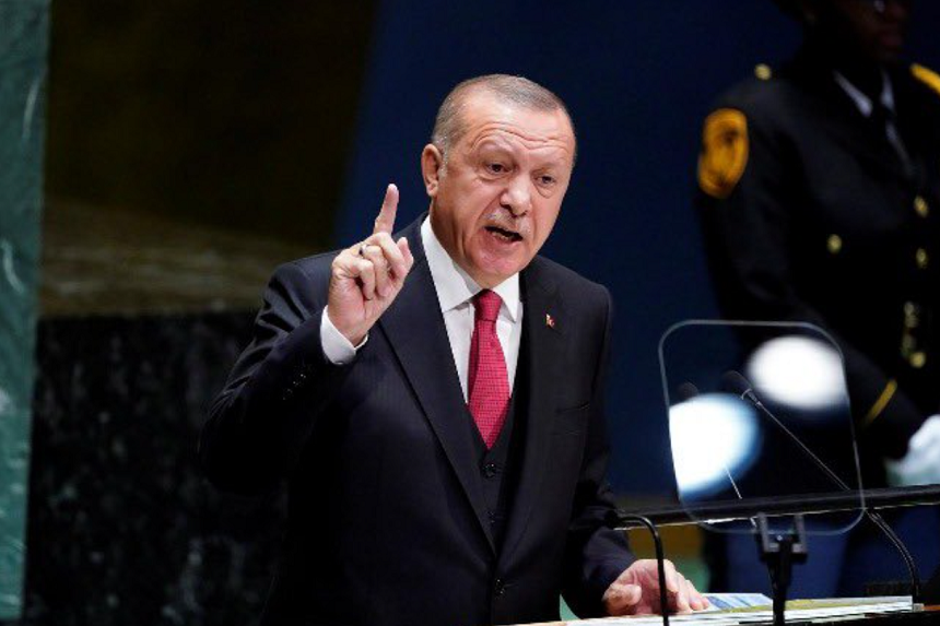 Erdogan a discutat la telefon cu liderul Hamas. “O soluţie durabilă nu poate fi obţinută fără crearea unui stat palestinian independent în cadrul graniţelor din 1967, cu Ierusalimul capitală”, a spus preşedintele Turciei