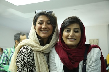 Iranul a condamnat două jurnaliste la pedepse lungi cu închisoarea pentru relatările despre moartea tinerei Mahsa Amini