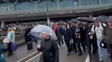 Franţa: Zeci de alerte false cu bombă au vizat aeroporturile în ultimele cinci zile