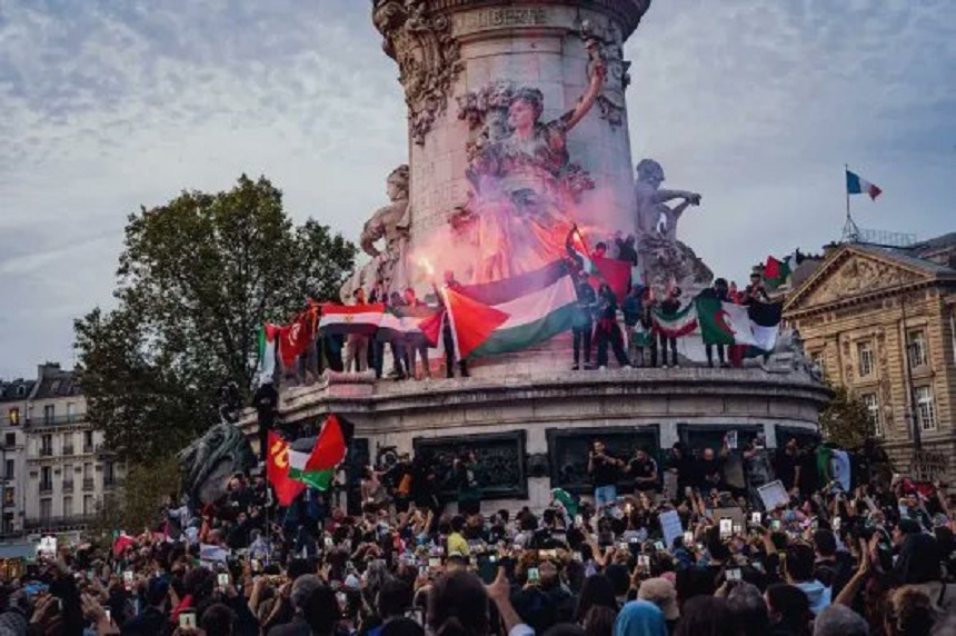 Mii de oameni au participat la Paris la prima manifestaţie pro-Palestina autorizată de după 7 octombrie / La Londra, manifestanţi pro-Israel au cerut Hamas eliberarea ostaticilor - VIDEO