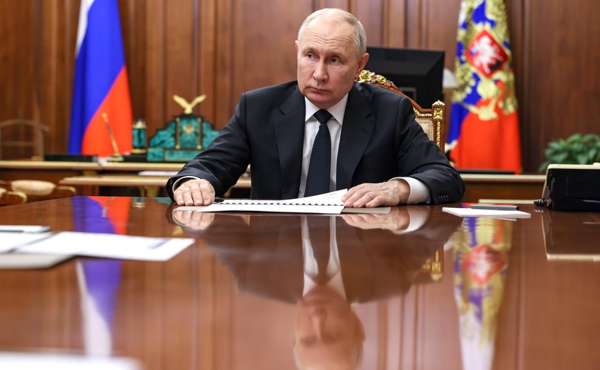 Kremlinul spune că Putin este sănătos şi ia în derâdere zvonurile că ar avea sosii