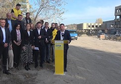 Moldova intră în linie dreaptă pentru alegerile locale. Lillian Carp, candidatul partidului de guvernământ la Primăria Chişinăului, promite investitorilor un mediu propice afacerilor