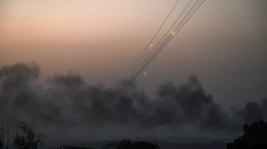 Israelul îşi intensifică ofensiva împotriva Hamas. Crucea Roşie denunţă o ”suferinţă intolerabilă”