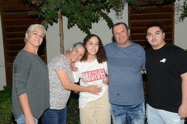 Armata israeliană spune că un soldat capturat a fost salvat din Gaza în timpul operaţiunii de peste noapte. Este vorba despre o femeie