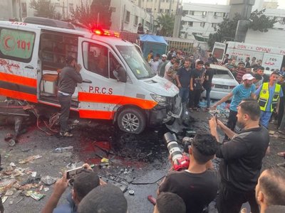 Israelul recunoaşte un atac aerian asupra unei ambulanţe în Gaza, dar spune că transporta militanţi Hamas