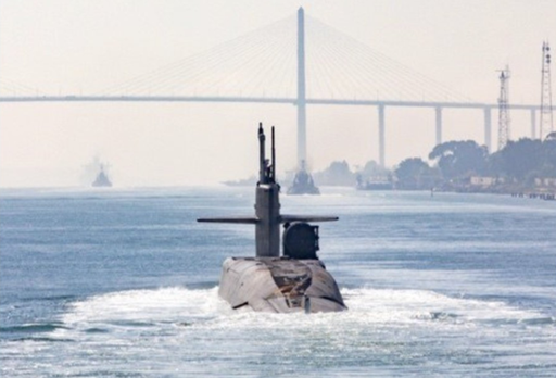 Un submarin american din clasa Ohio, în Orientul Mijlociu pentru a consolida ”disuasiunea” şi a susţine Israelul în războiul împotriva Hamas, CENTCOM publică o fotografie cu submarinul în Canalul Suez, în Egipt