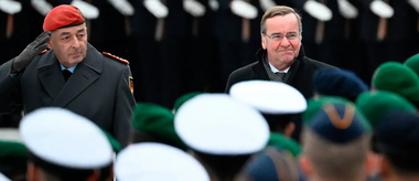 Germania îşi dublează ajutorul militar prevăzut Ucrainei în 2024 de la patru la opt miliarde de euro