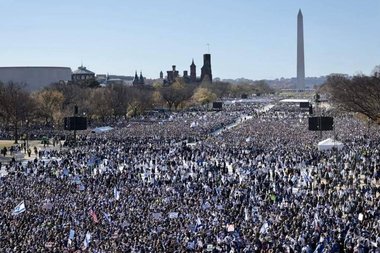 Amplu miting la Washington pentru a denunţa antisemitismul. Liderii din Congres au promis sprijin bipartizan pentru Israel
