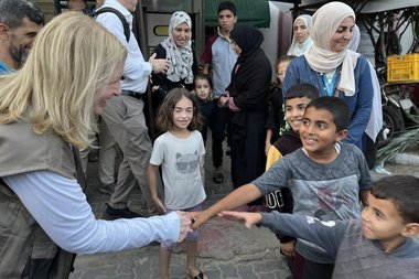 Şefa UNICEF a fost rănită într-un accident de maşină în drum spre Gaza şi îşi amână vizita în Israel