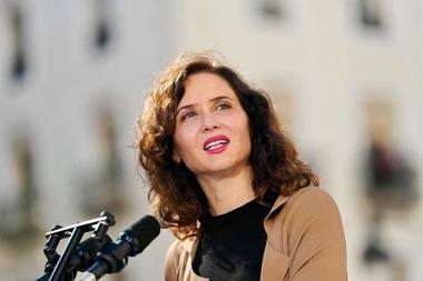 Şefa regiunii Madrid l-a insultat pe premierul Sanchez în timpul unei dezbateri aprinse în Parlament