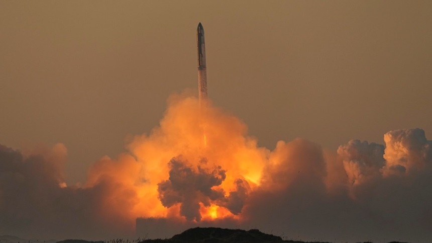 Nava spaţială fără echipaj Starship a SpaceX ar fi eşuat sâmbătă în spaţiu, la câteva minute de la decolare
