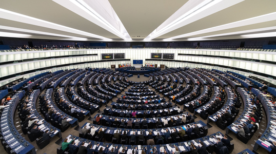 Parlamentul European recunoaşte definitiv domeniul nuclear ca industrie verde, în vederea asigurării competitivităţii şi suveranităţii Uniunii Europene (UE) împotriva Chinei şi SUA