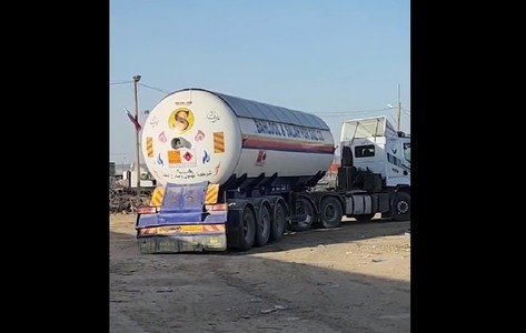 Primele camioanele cu ajutoare de la intrarea în vigoare a armistiţiului încep să intre în Gaza - VIDEO