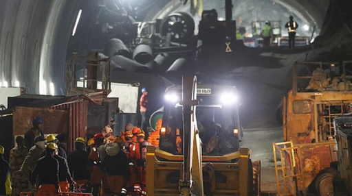 Cazul muncitorilor blocaţi într-un tunel din India: Salvatorii vor începe să sape cu mâinile