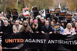 Zeci de mii de persoane mărşăluiesc la Londra împotriva antisemitismului