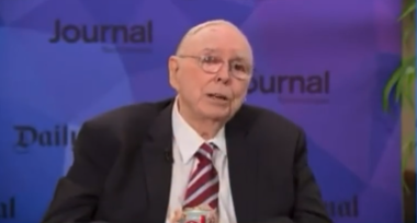 Miliardarul Charlie Munger, prietenul şi partenerul de afaceri al lui Warren Buffett, a murit la vârsta de 99 de ani