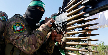 WSJ: SUA şi Israelul vor să expulzeze combatanţii Hamas şi familiile acestora din Fâşia Gaza. Ele vor să creeze treptat ”zone de securitate fără Hamas”, conduse de către o nouă autoritate susţinută de către Arabia Saudită şi America