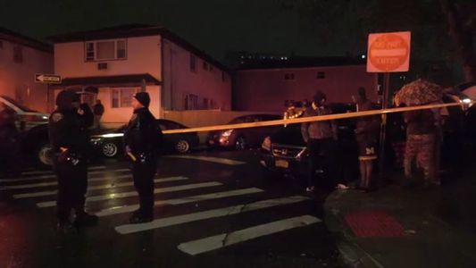 Atac cu cuţitul la New York: Au murit cinci oameni, inclusiv agresorul