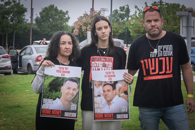 Familiile ostaticilor israelieni au plecat furioase de la o întâlnire cu Netanyahu