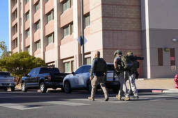 Numeroase victime conduse la spital după atacul armat din campusul din Las Vegas. Şeriful anunţă că nu ami există nicio ameninţare după ce poliţia l-a găsit pe suspect mort