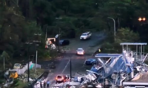 Stare de urgenţă decretată în Seychelles, după o dublă calamitate: inundaţii catastrofale şi o explozie uriaşă care a avariat inclusiv aeroportul aflat la 4 kilometri distanţă - VIDEO, FOTO