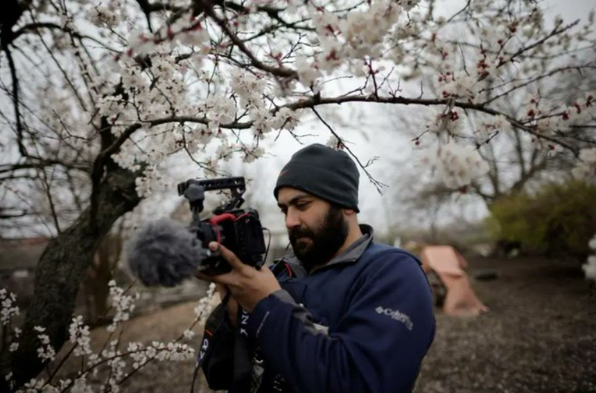 Un obuz de tanc israelian l-a ucis pe jurnalistul Reuters în Liban şi a rănit alţi şase jurnalişti, arată o anchetă AFP şi Airwars. HRW şi Amensty cer anchete cu privire la ”crime de război” în urma unor investigaţii prin care desemnează ”atacuri israeliene” ţintite