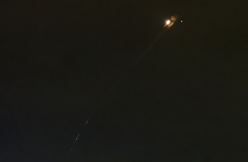 Rachete interceptate de Iron Dome la Tel Aviv