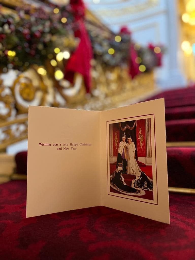 Membrii Familiei Regale britanice au făcut publice imaginile de pe felicitările de Crăciun - FOTO