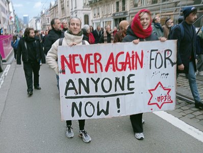 Mii de oameni au manifestat împotriva antisemitismului la Berlin şi Bruxelles - VIDEO