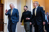 Preşedintele Senatului american Chuck Schumer anunţă ”progrese mari” şi speră la un acord, în curând, privind aprobarea anvelopei destinate Ucrainei. Negocieri între republicani, democraţi şi administraţia Biden continuă 