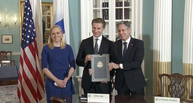 Finlanda semnează cu SUA un acord de consolidare a cooperării militare, la o zi după ameninţări ale lui Putin