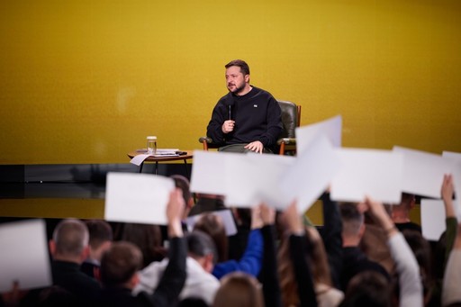 Zelenski, despre criza cerealelor: „Slavă Domnului, a apărut România inteligentă şi preşedintele României, Klaus Iohannis, m-a ajutat pur şi simplu”