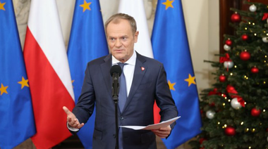 Tusk i-a înlocuit pe şefii spionajului, securităţii şi anticorupţie. Femei la conducerea spionajului militar şi a luptei împotriva corupţiei