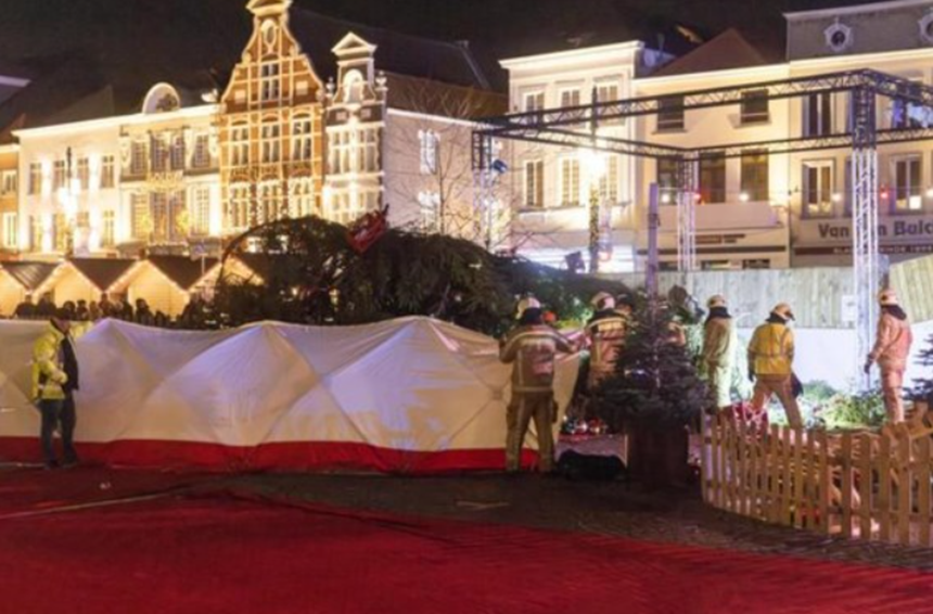 O femeie moartă şi două persoane rănite uşor în Belgia, în urma căderii unui brad de Crăciun într-o piaţă de Crăciun la Oudenaarde. O femeie moartă în Olanda, în timpul furtunii Pia
