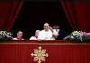 Francisc denunţă în mesajul de Crăciun Urbi et Orbi o ”recoltă îngrozitoare” de civili nevinovaţi şi ”situaţia umanitară disperată” în Fâşia Gaza. Cere sfârşitul războaielor în Ucraina, Siria, Yemen, Liban şi Armenia şi atacă industria armamentului a ”mar