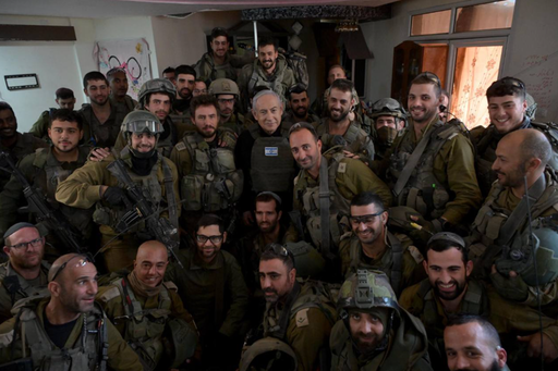 Netanyahu anunţă o ”intensificare” a războiului, după ce face o vizită  în Fâşia Gaza de Crăciun. Bombardamente masive în enclavă în zorii Crăciunului, după bombardarea Taberei de Refugiaţi al-Maghazi