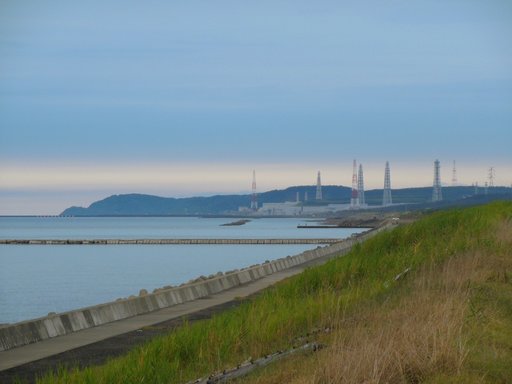 Cea mai mare centrală nucleară din lume, aflată în Japonia, reia procesul de repornire