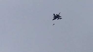 SUA au doborât mai multe drone şi rachete lansate de rebeli huthi deasupra Mării Roşii