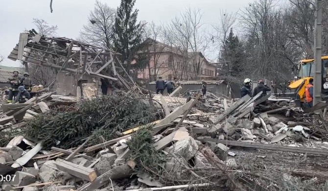 Bilanţul atacului din Ucraina creşte la cel puţin 18 morţi şi 132 de răniţi